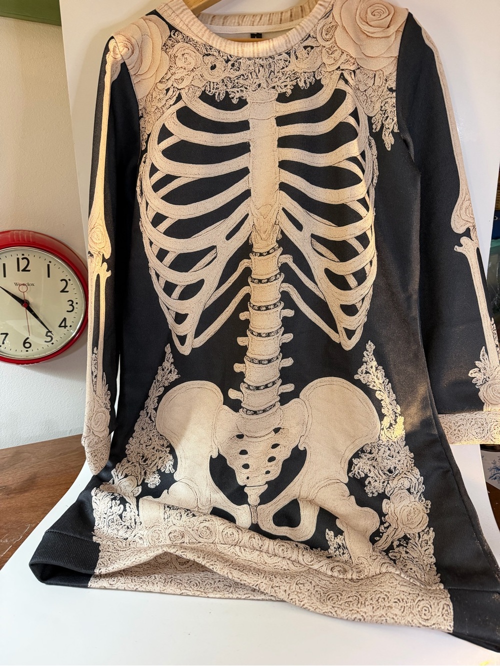 Women’s Large Halloween Dress Skeleton- not flimsy